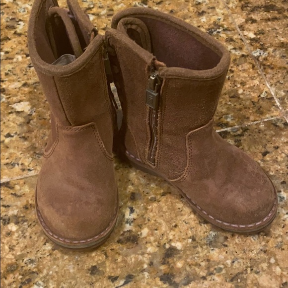 UGG Corene Boot - Picture 5 of 5